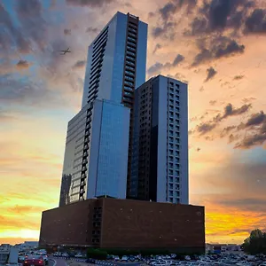 Luxe Grand 5*, Sharjah United Arab Emirates