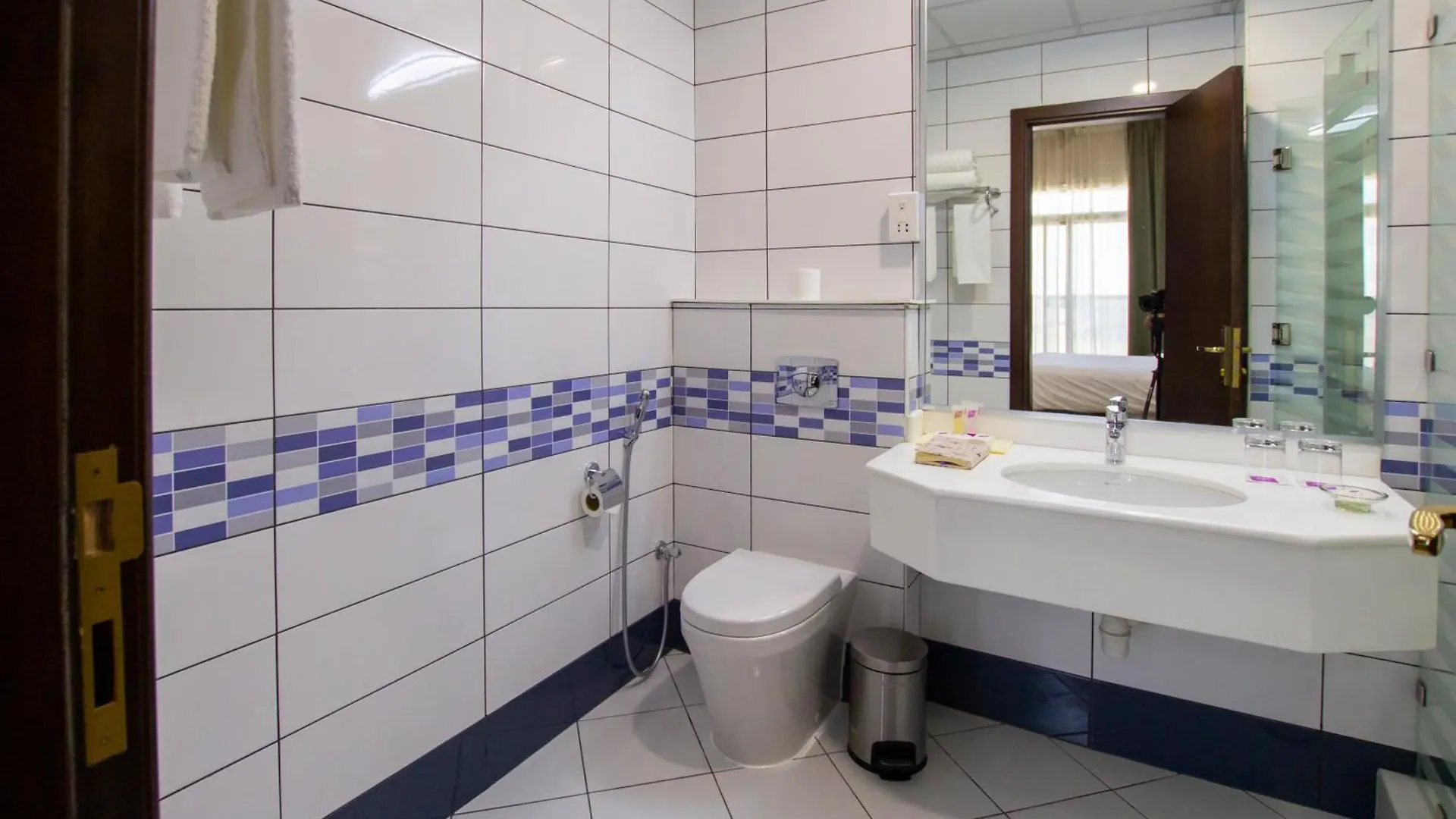Time Express Hotel Al Khan Sharjah